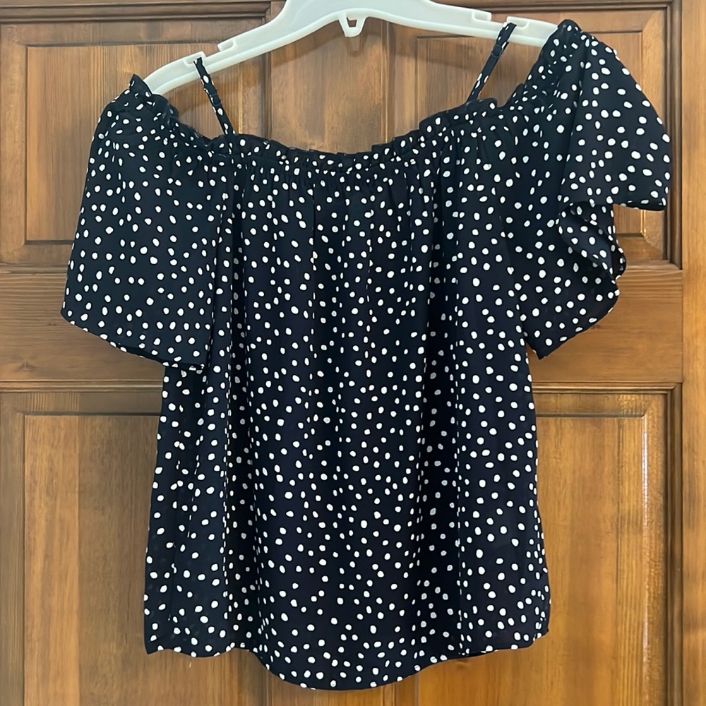 Hippie Rose off shoulder top